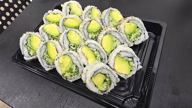Avocado + Cucumber Roll (10)