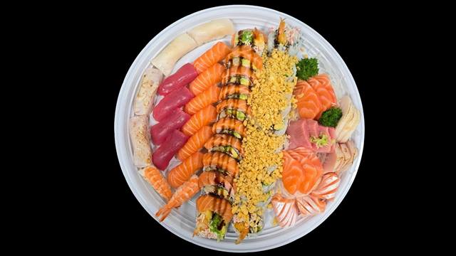 Small Sashimi Sushi and Roll Combo